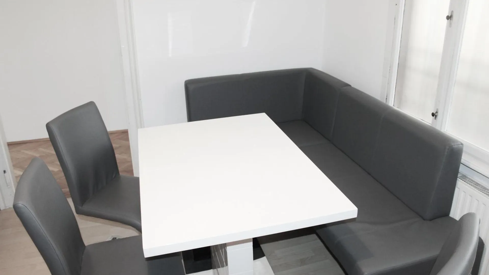 Spittelau Chillout Lounge Spacious Bright Contactless Selfcheckin فيينا 0*,  النمسا