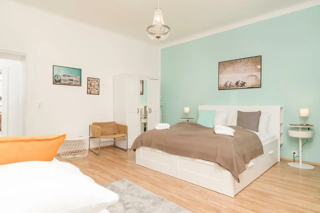 Spittelau Chillout Lounge Spacious Bright Contactless Selfcheckin فيينا