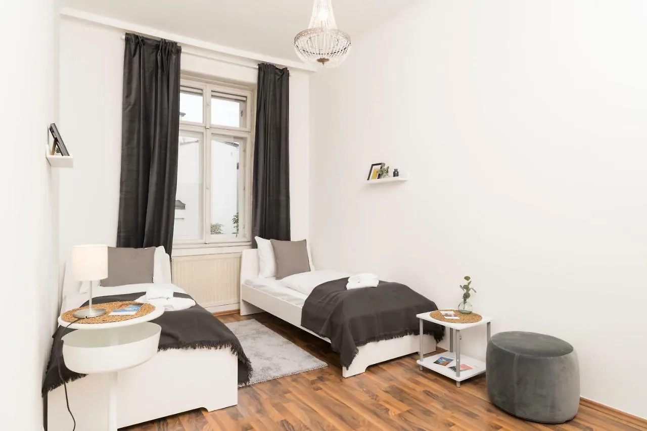 Spittelau Chillout Lounge Spacious Bright Contactless Selfcheckin فيينا